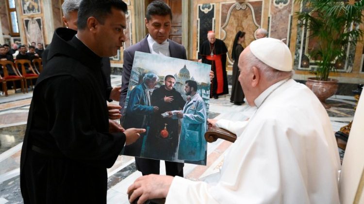 El Papa, a los farmacéuticos: su trabajo es 'una caricia de Dios' hacia quienes sufren