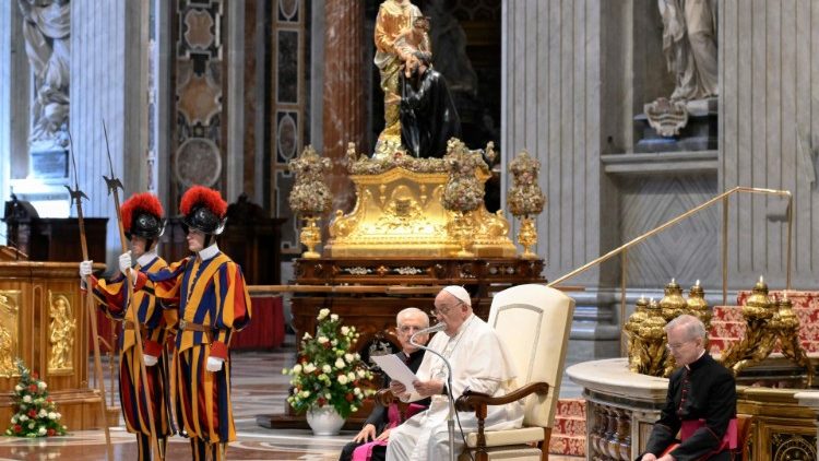 El Papa, a los teatinos: abrazar con alegría la renovación, la comunión y el servicio