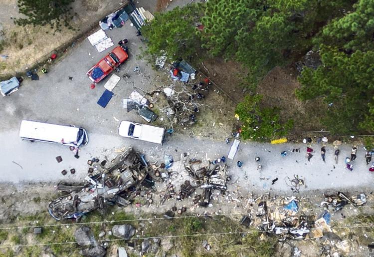 El Papa expresó su dolor por el accidente en el que murieron 39 migrantes en Panamá