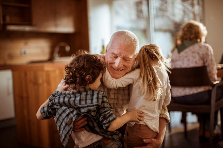 El Papa insta a la sociedad a no abandonar a los ancianos