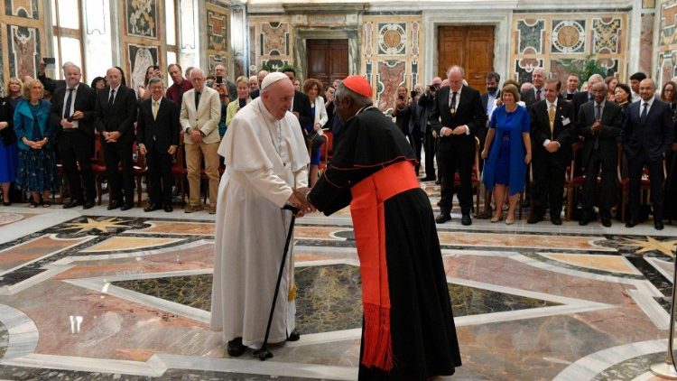 El Papa pide rezar para que el mundo sea preservado de la guerra atómica