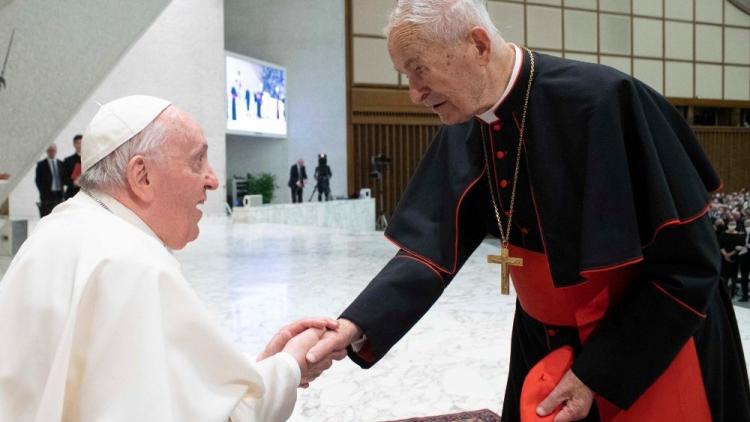 El Papa presidirá las exequias del Card Tomko al que recordó como un "hermano sabio"