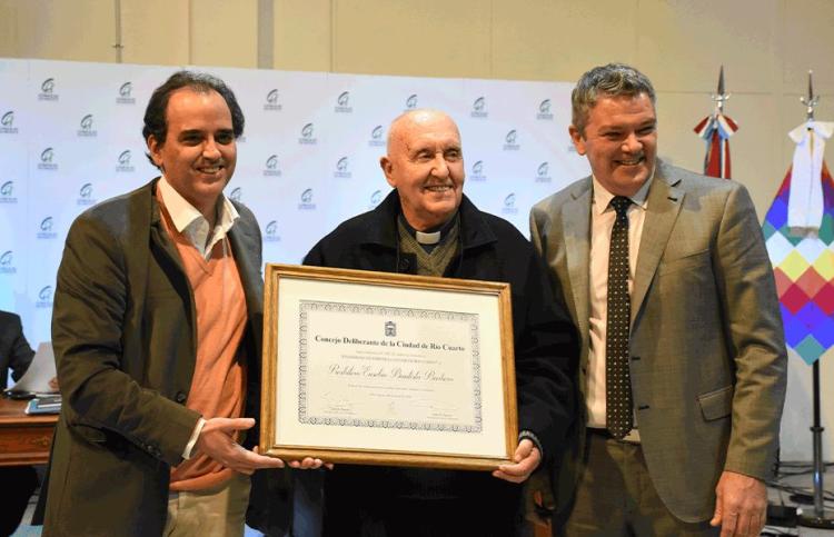 El Pbro. Barbero proclamado Ciudadano Ilustre de Río Cuarto