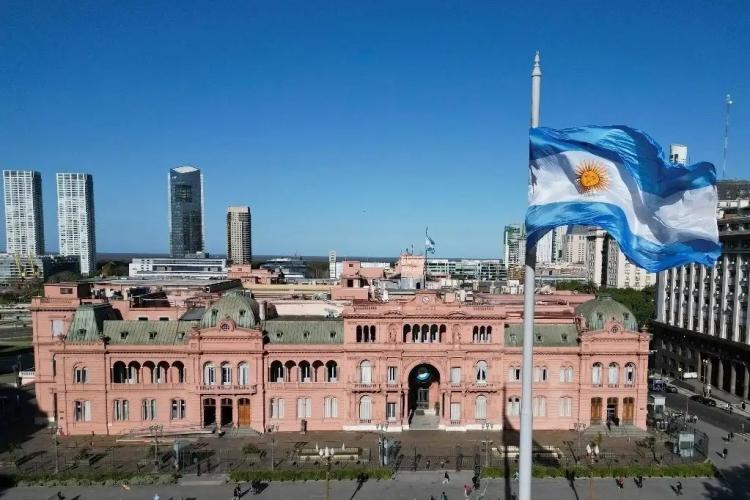 El presidente del Episcopado reza para que Dios ilumine a las autoridades electas