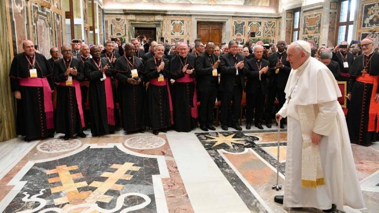 El trabajo de Cáritas debe tener a Cristo en su centro, recordó el Papa