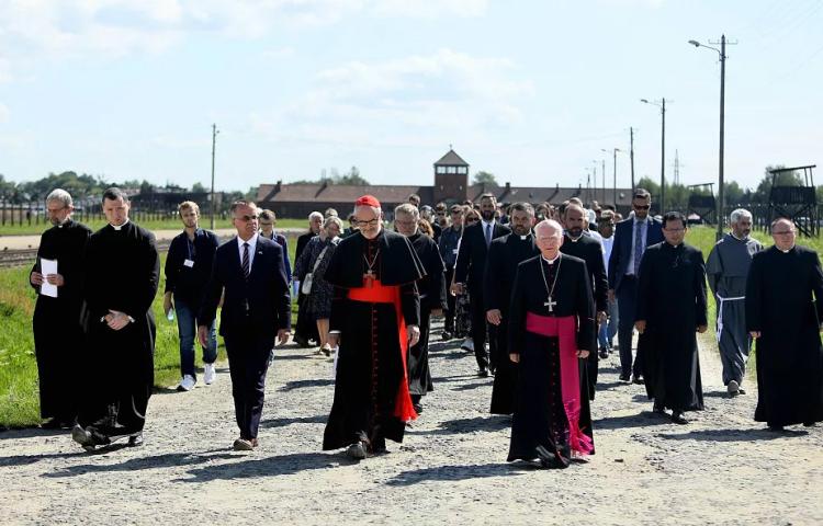 Emotivo recuerdo del Card. Czerny en Auschwitz a Edith Stein