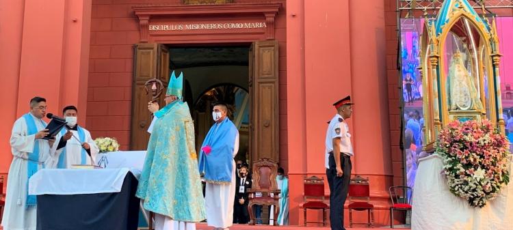 En Catamarca, miles de devotos veneran a la Virgen del Valle