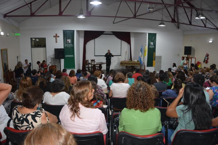 Encuentro diocesano de catequesis en San Luis