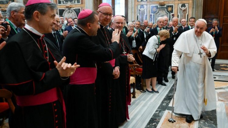 Francisco alienta los esfuerzos de la fundación Centesimus Annus