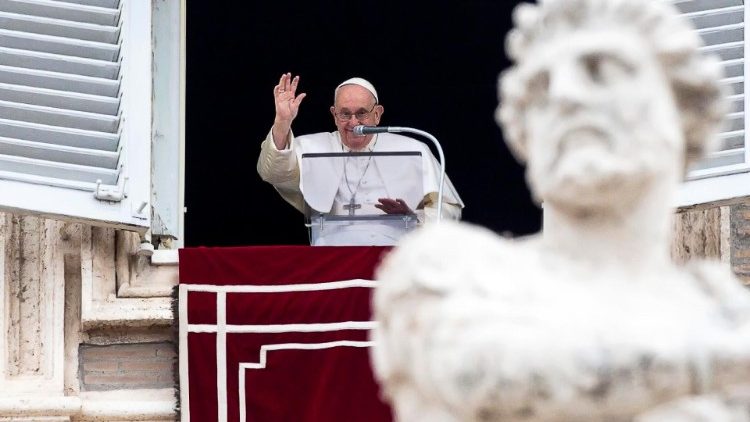 Francisco: 'Jesús da la vida incluso cuando parece que no hay esperanza'