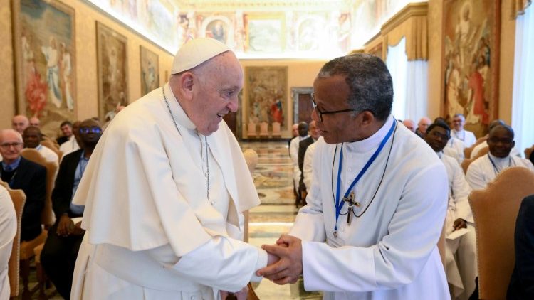 Francisco: 'La guerra les quitó la sonrisa a los niños'