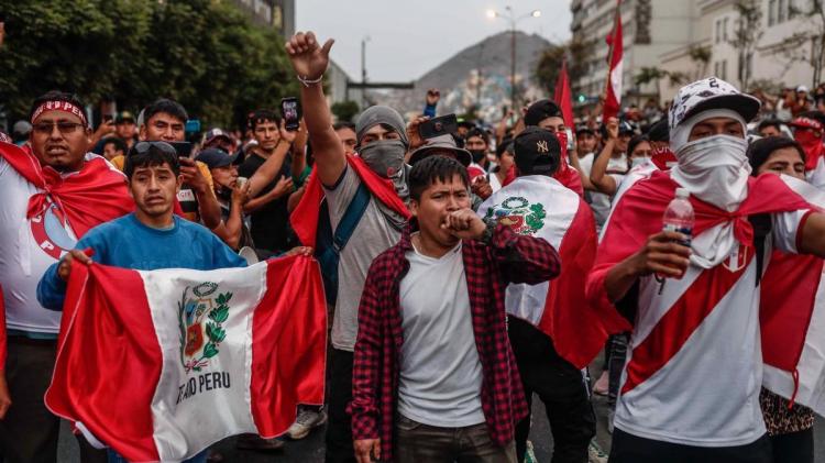 Francisco llamó al cese de la violencia en Perú, en Myanmar y en la martirizada Ucrania