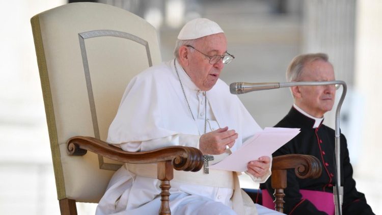 Francisco: "No escondas la vejez, no escondas las fragilidades de la vida"