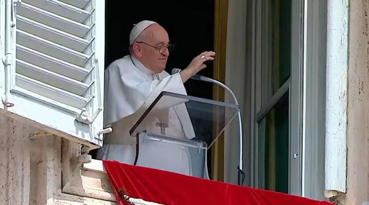 Francisco: 'Nuestro valor no depende del éxito, sino de la belleza a los ojos de Dios'