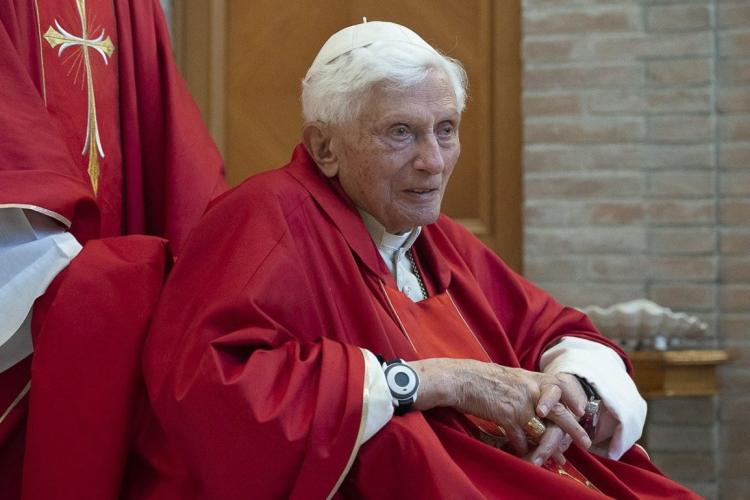 Informe sobre abusos en Münich: Benedicto XVI pide perdón a todas las víctimas