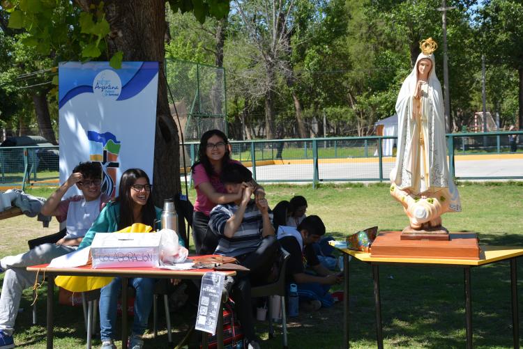 Jóvenes de San Luis participaron de un encuentro de fe y amistad