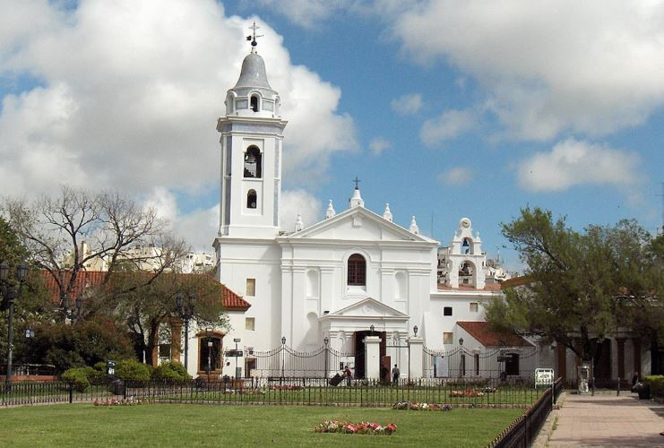 La basílica Nuestra Señora del Pilar prepara sus fiestas patronales