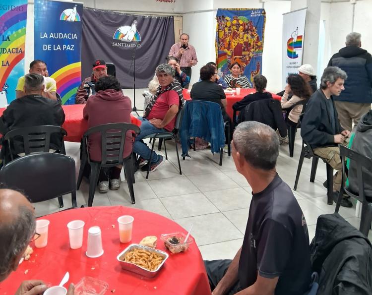 La Comunidad de San Egidio, junto a los 'amigos de la calle'