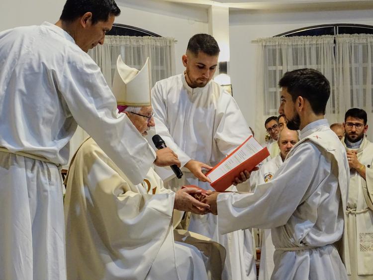 La diócesis de Neuquén celebró la ordenación de un nuevo diácono