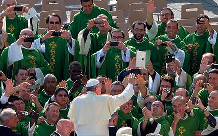 La Iglesia celebra la Jornada de oración por la santificación de los sacerdotes