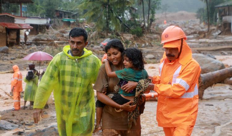 India: la Iglesia colabora con el rescate de las victimas de los aludes