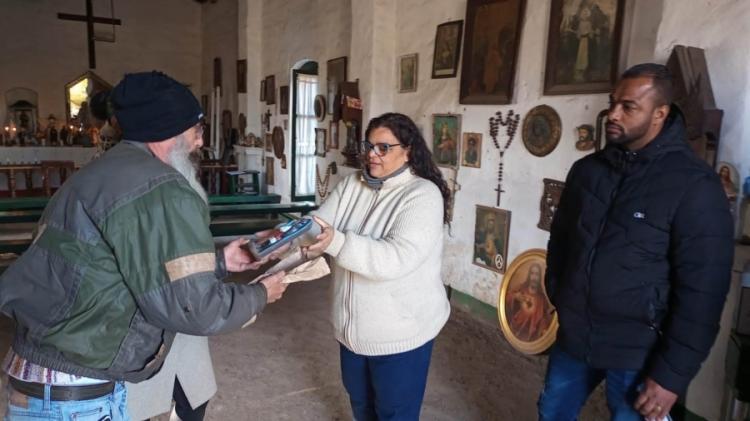 La imagen del custodio de la Virgen de Luján llega a la "Capilla de los Negros"