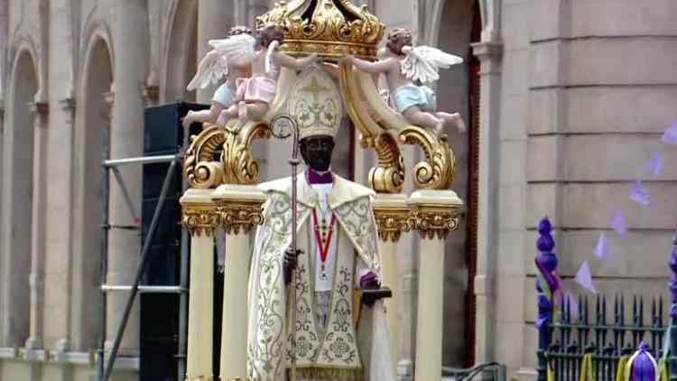 La Rioja: bajada de la imagen e inicio de la novena a San Nicolás 