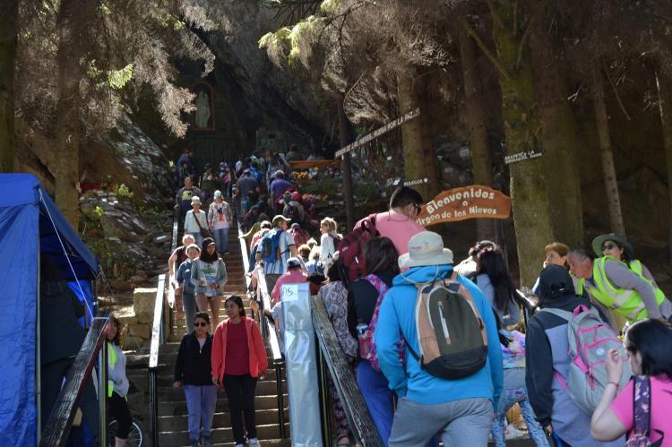 La Virgen de las Nieves recibió la visita de cientos de peregrinos