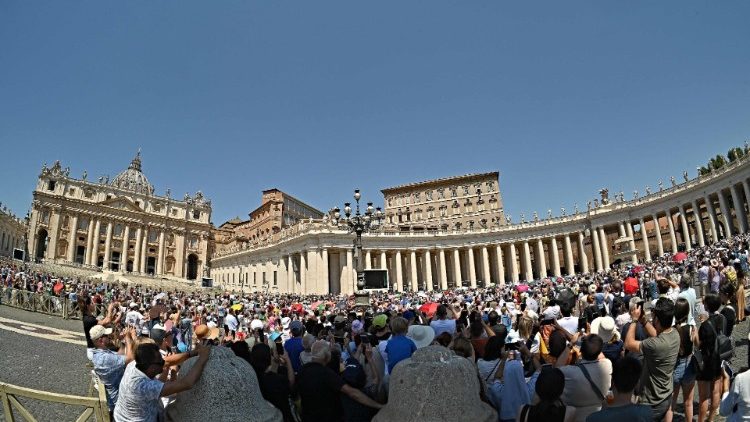 Las vacaciones, tiempo propicio "para detenernos y ponernos en escucha de Jesús"