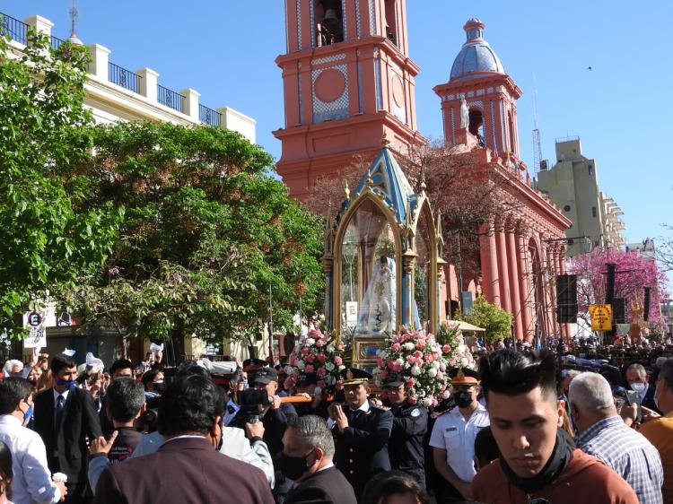 Los catamarqueños agradecieron a la Virgen a 18 años de su protección ante el sismo