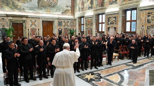 Los consejos del Papa a la comunidad del Pontificio Colegio Pío Latinoamericano