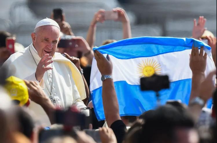 Los obispos manifiestan al Papa el anhelo de que visite pronto la Argentina