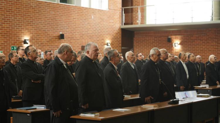 Los obispos piden al pueblo colombiano 'no acostumbrarse a la violencia'