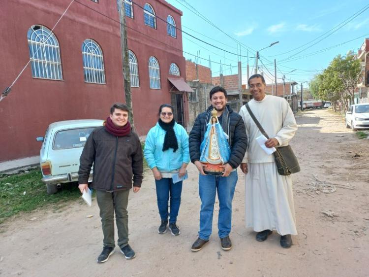 Los seminaristas de Lomas de Zamora realizan su misión de invierno