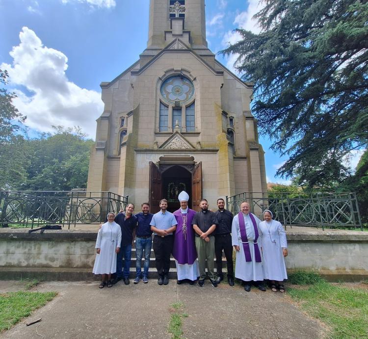 Los seminaristas platenses realizan su convivencia anual de verano en Tandil