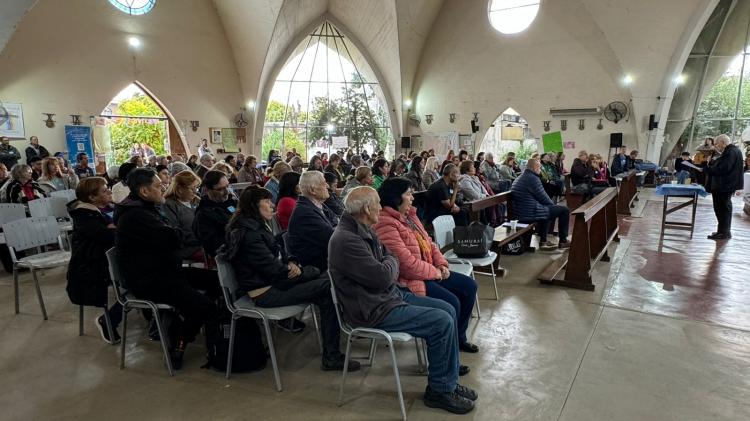 Más de 130 laicos participaron de un encuentro diocesano en Morón