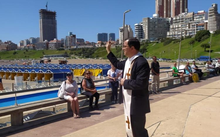 Mensaje de Mons. Mestre a los turistas, en el inicio de una nueva temporada estival