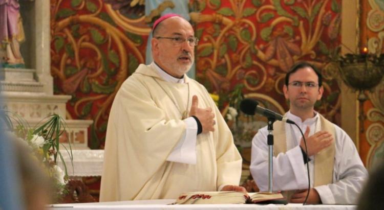 Mons. Azpiroz Costa destacó que el amor no tiene medida