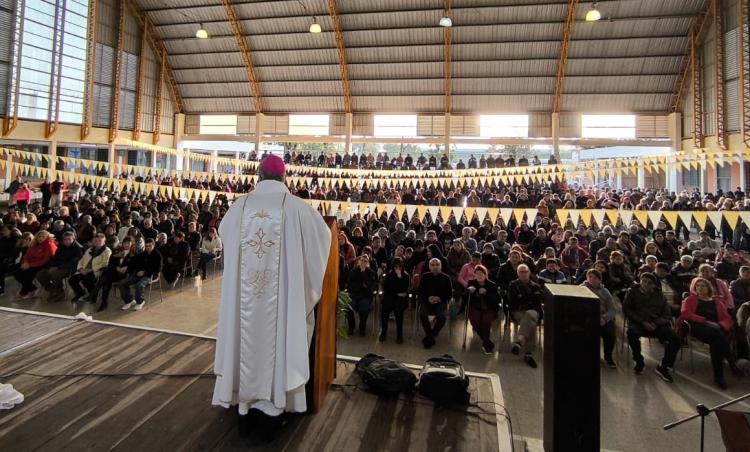 Mons. Barbaro: 'Ser sensibles a las necesidades de los demás y estar atentos a Dios'