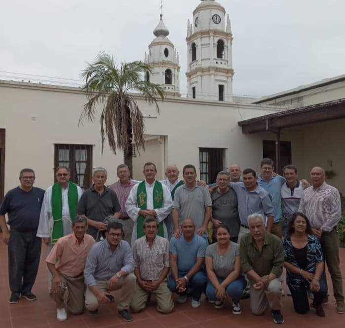 Mons. Canecín presidió la misa de apertura del retiro del Movimiento de Cursillos