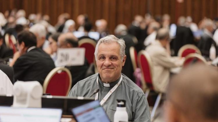 Mons. Colombo: 'Sinodalidad es encuentro entre los hombres y la escucha de la voz de Dios'