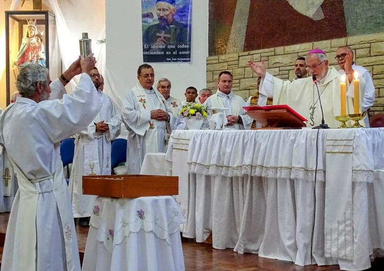 Mons. Croxatto: 'Ser testigos de la unción y hacer descubrir el sentido de ella'