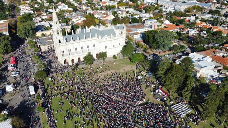 Mons. Fenoy pidió a la Virgen de Guadalupe que ayude a los santafesinos a levantarse de sus fracasos