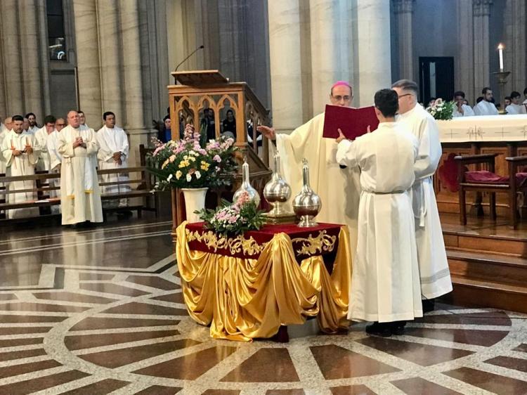 Mons. Fernández: 'La Semana Santa, una aventura del Espíritu'