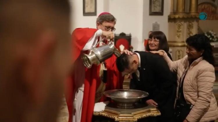 Cadetes de la Policiá de la Ciudad recibieron los sacramentos de iniciación