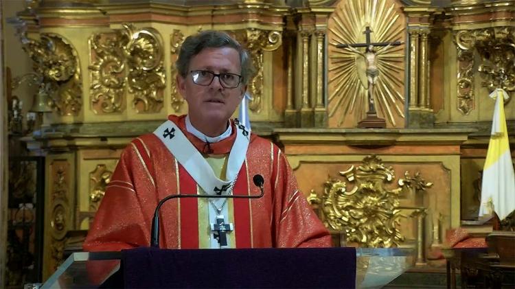 Mons. García Cuerva: 'Que el Espíritu Santo nos empuje al encuentro con los demás'