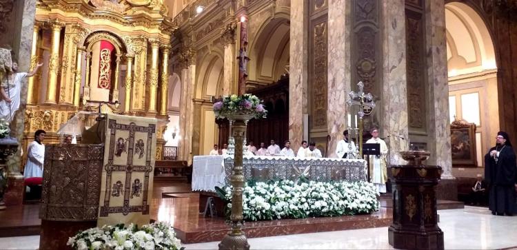 'Tenemos que empezar a dejar iluminar nuestro corazón", pidió el arzobispo porteño