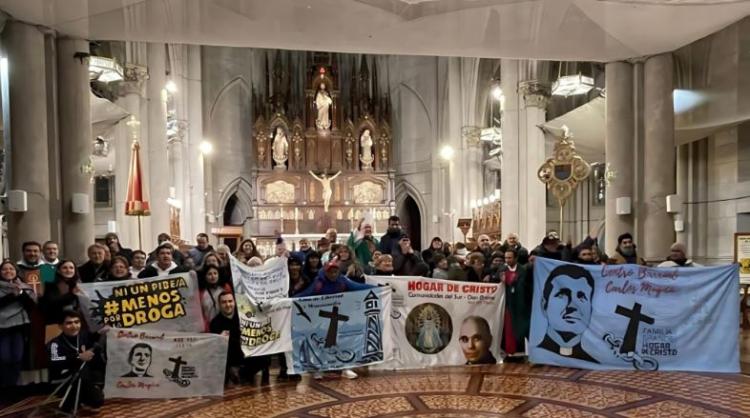 Mons. Giobando: 'El camino para luchar contra el flagelo de la droga es el amor'