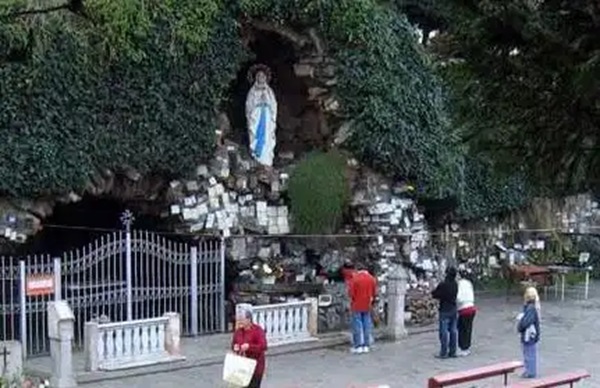 Mons. Giobando: 'Las vacaciones son un tiempo especial de oración'