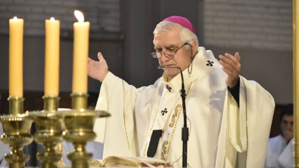 Mons. Lozano: "El sepulcro vacío de muerte está derramando vida"